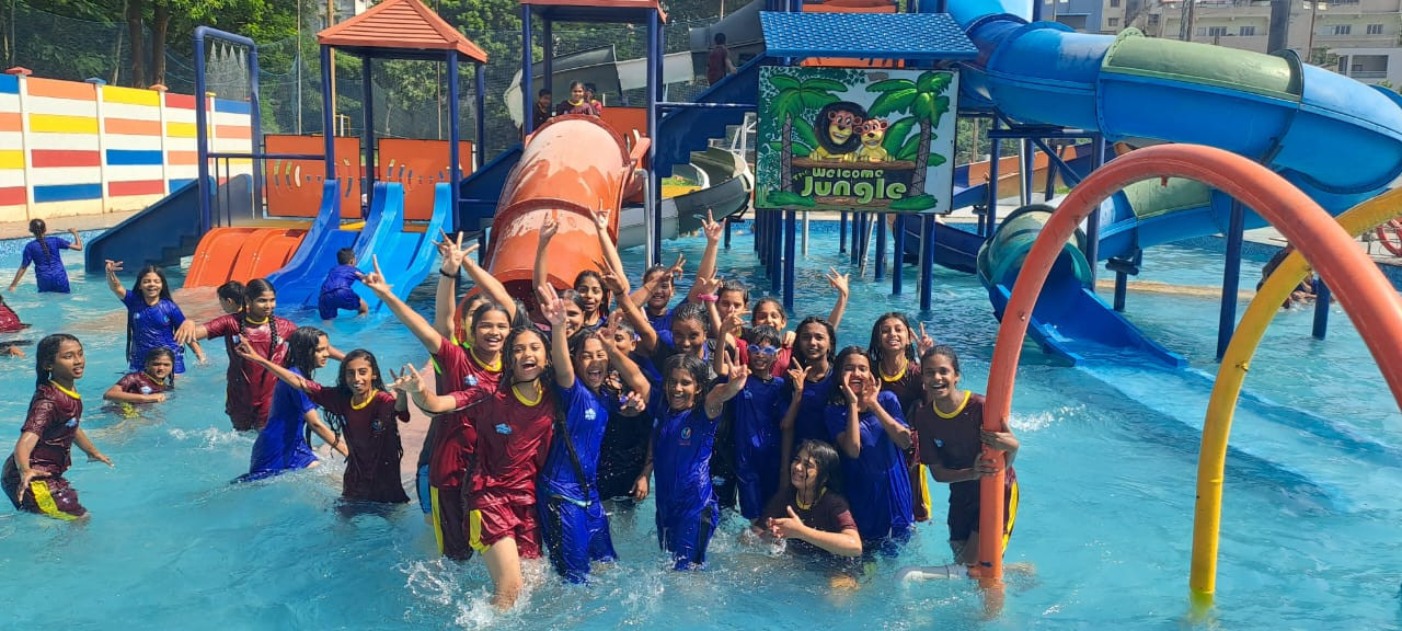 Picnic at Water World, Akkayapalem Classes 6th & 7th