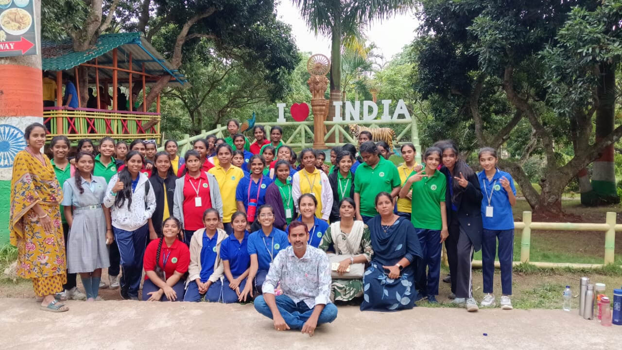 School Picnic to Araku Valley - Classes 8th and 9th